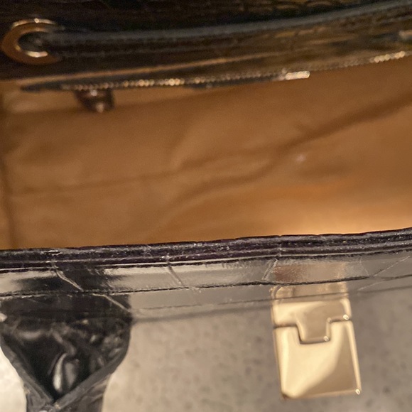 Black croc-embossed Rosalie bag. Never used has removable shoulder strap - Picture 6 of 7